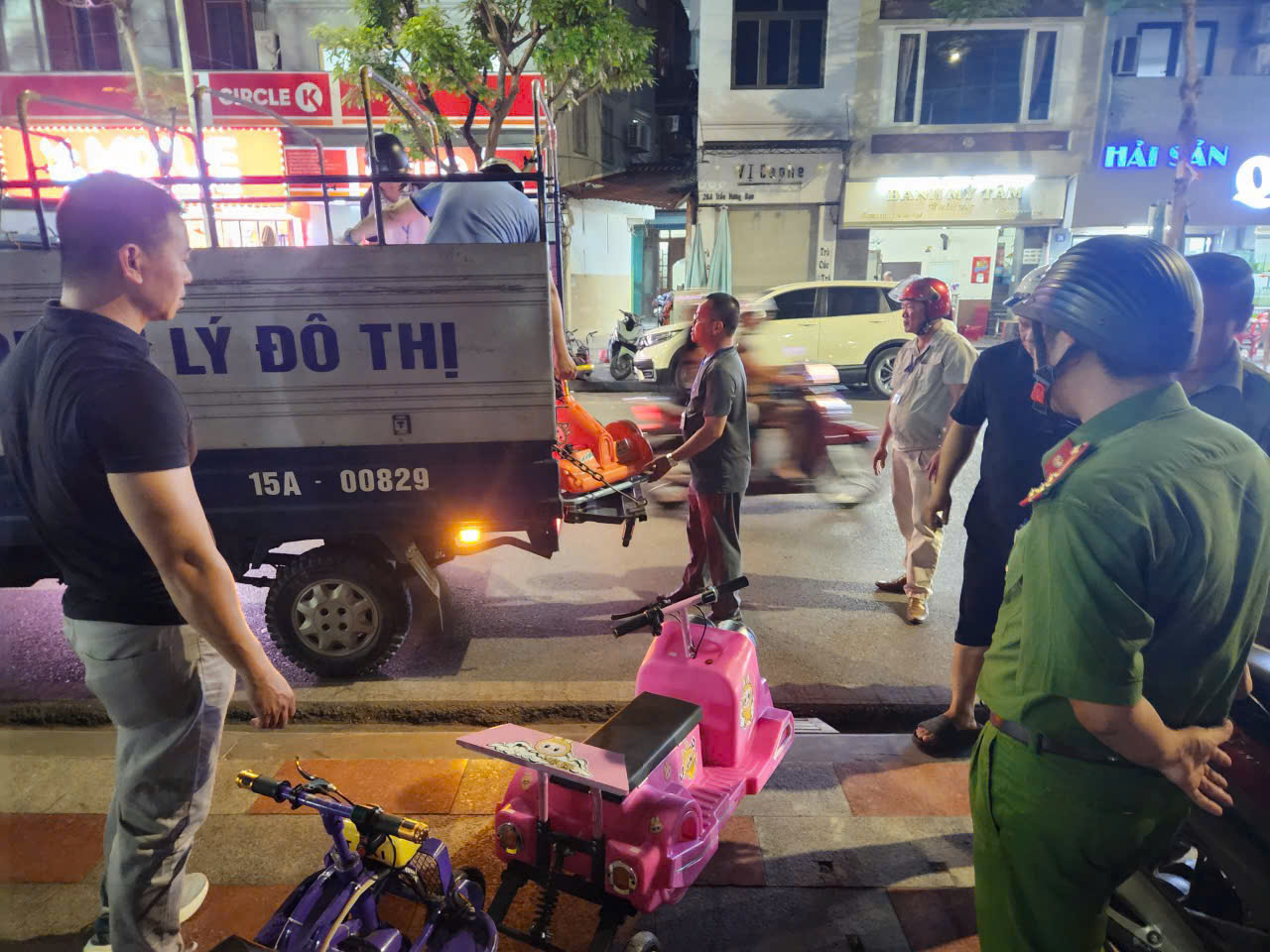 Phường Hồng Bàng: Quyết liệt xử lý tình trạng kinh doanh xe điện đồ chơi trái phép tại dải trung tâm